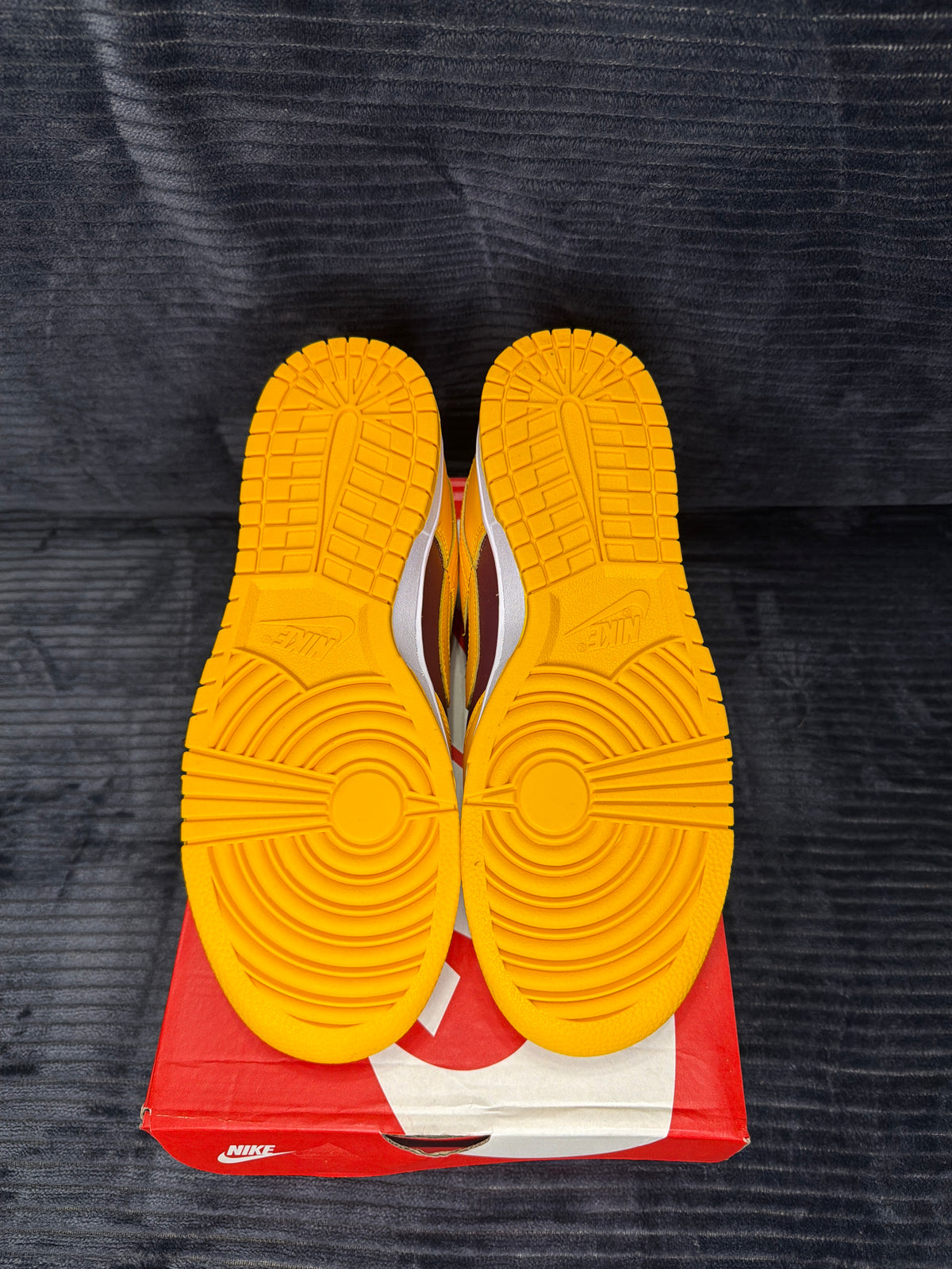 Nike Dunk Low
Arizona State