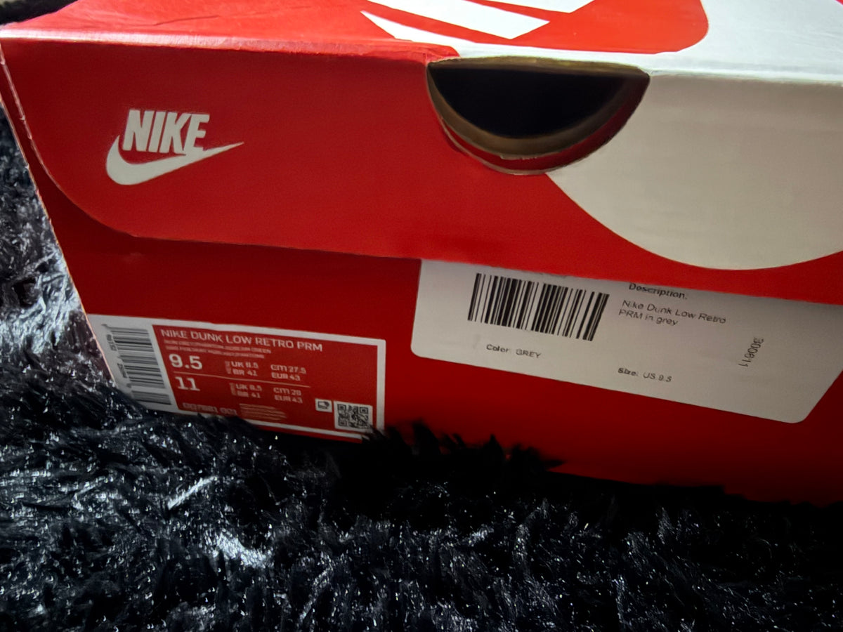 Nike dunk low “Halloween” Brand new