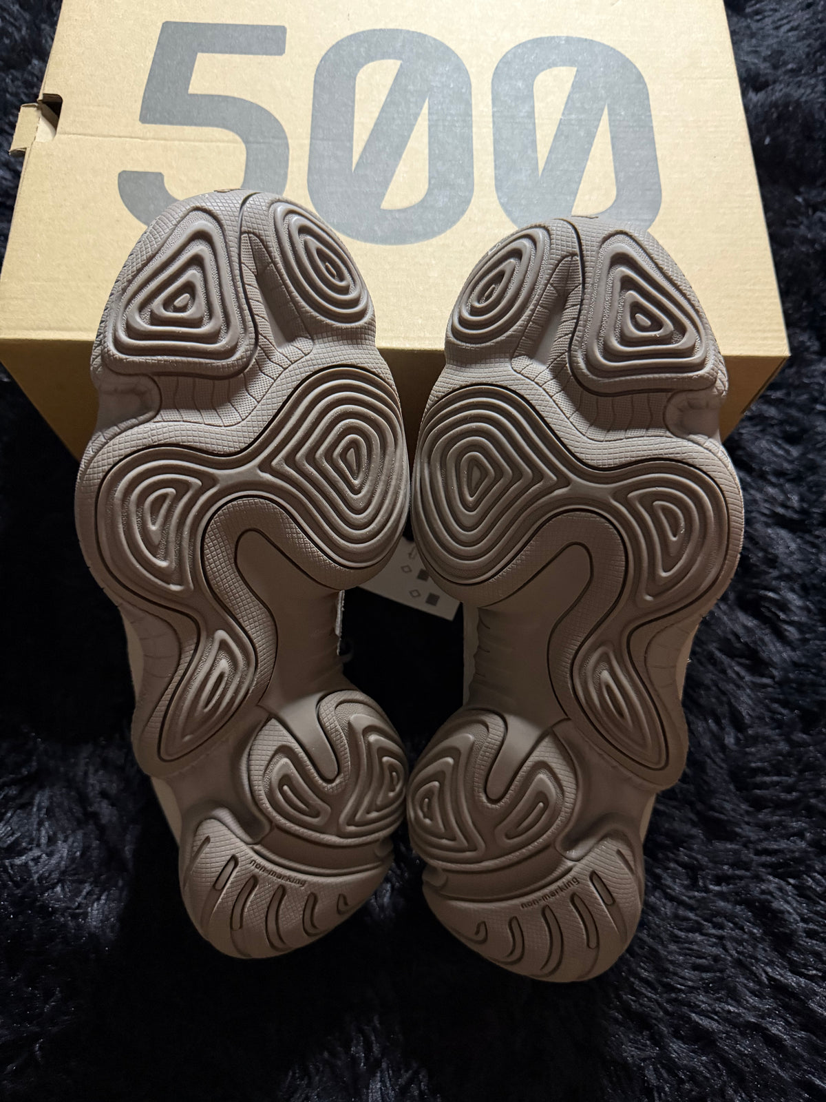 Yeezy 500 “Ash Grey” Brand new