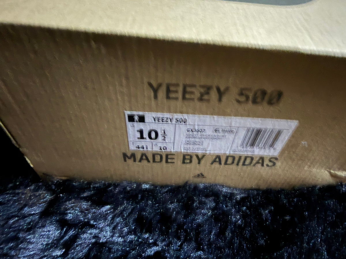 Yeezy 500 “Ash Grey” Brand new