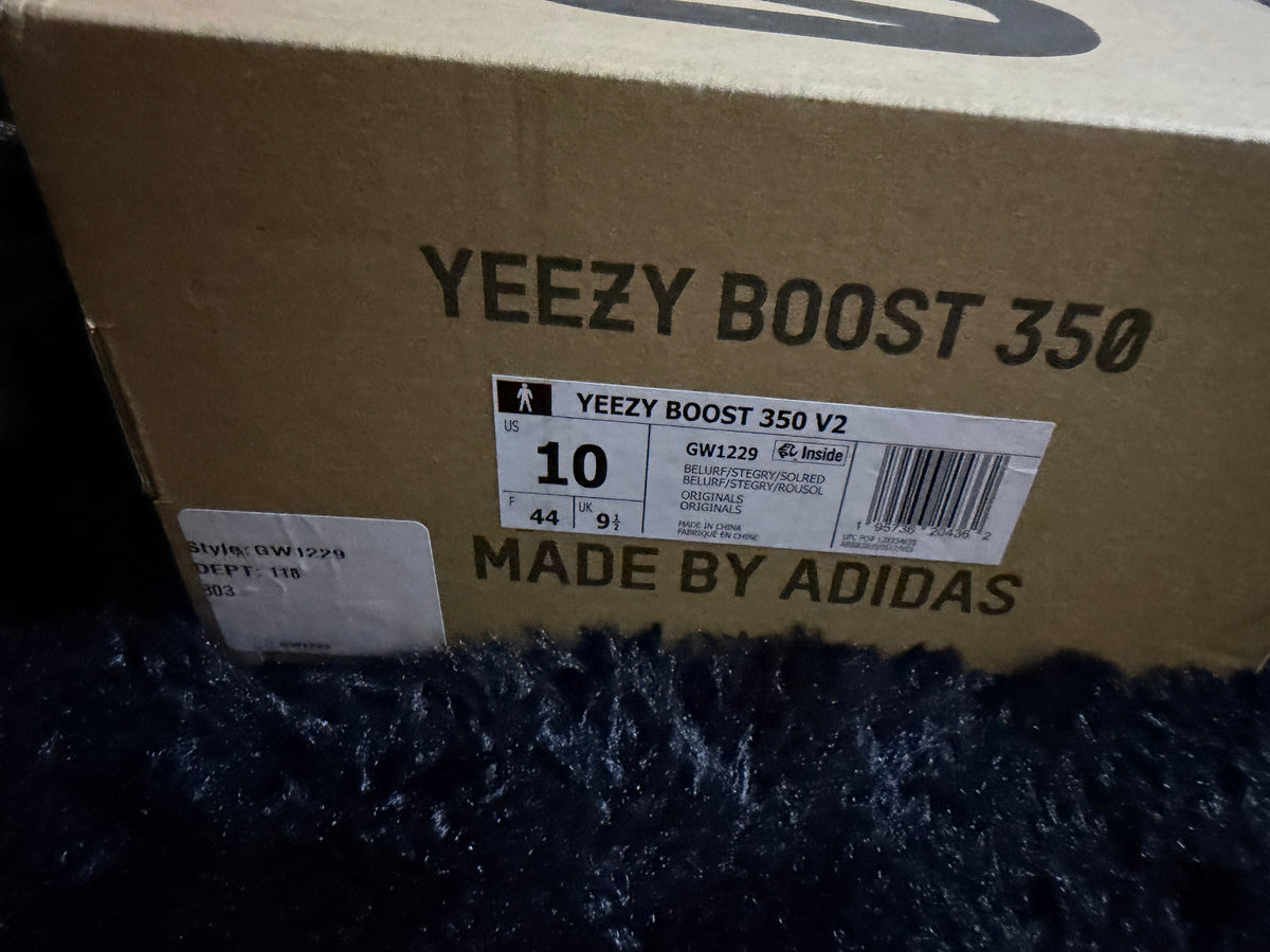 Yeezy 350 “Beluga Reflective” Brand new
