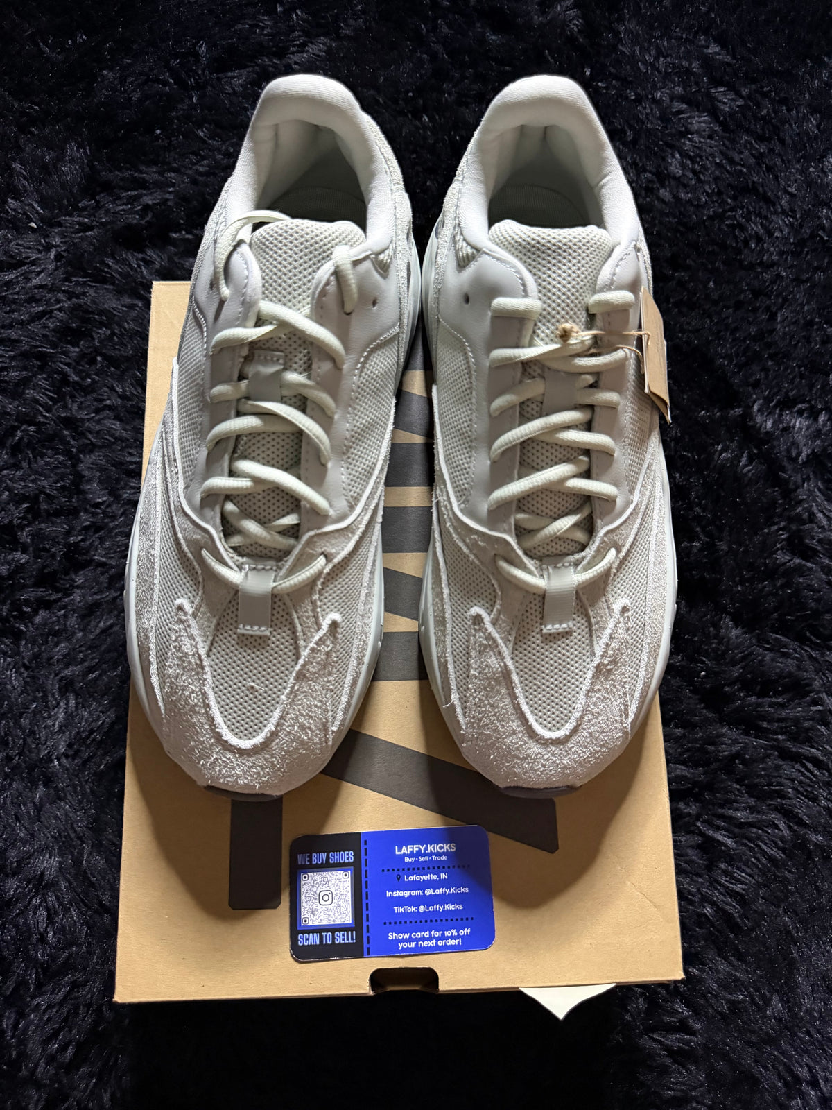 Yeezy 700 “Salt” Brand new