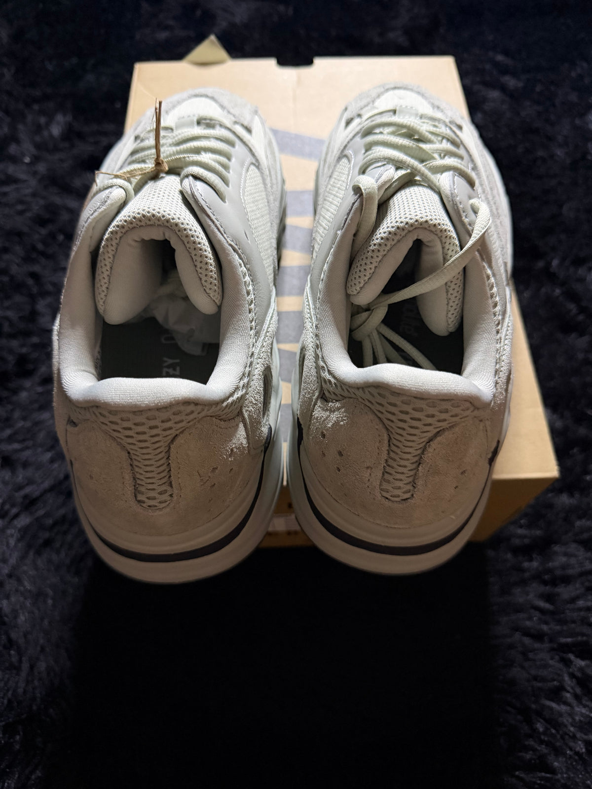 Yeezy 700 “Salt” Brand new