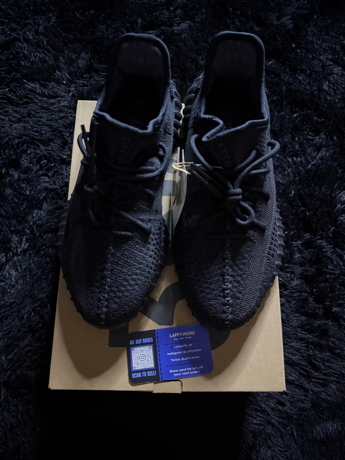 Yeezy 350 “Onyx” Brand new