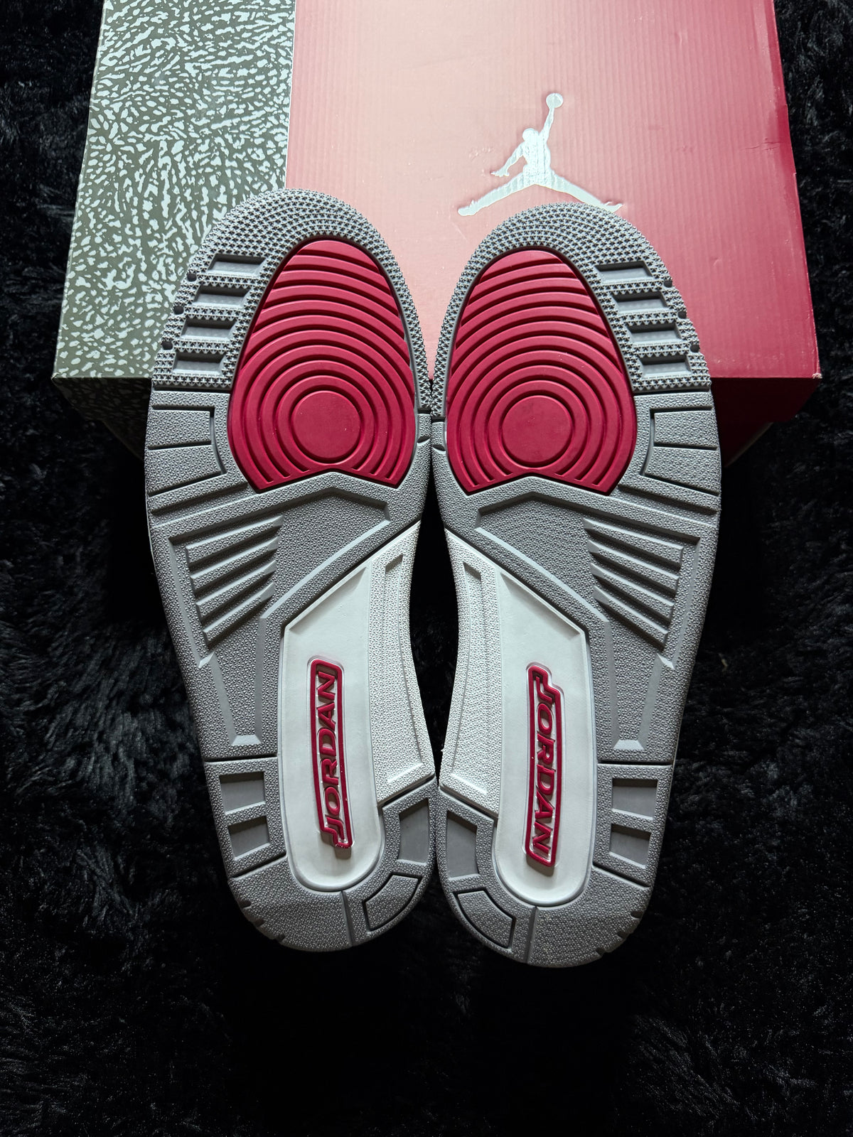 Jordan 3 “Cardinal Red” Brand new